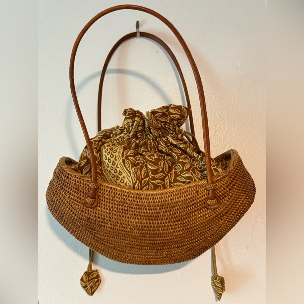 TLC Handbag. Elegant Brown Woven Women's Rattan and Cotton Bag